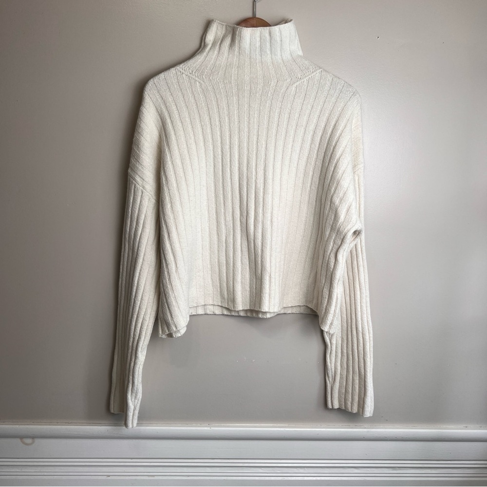 Open Edit Ribbed Cream Mock Neck Sweater Size Large Cropped Wool Blend EUC
